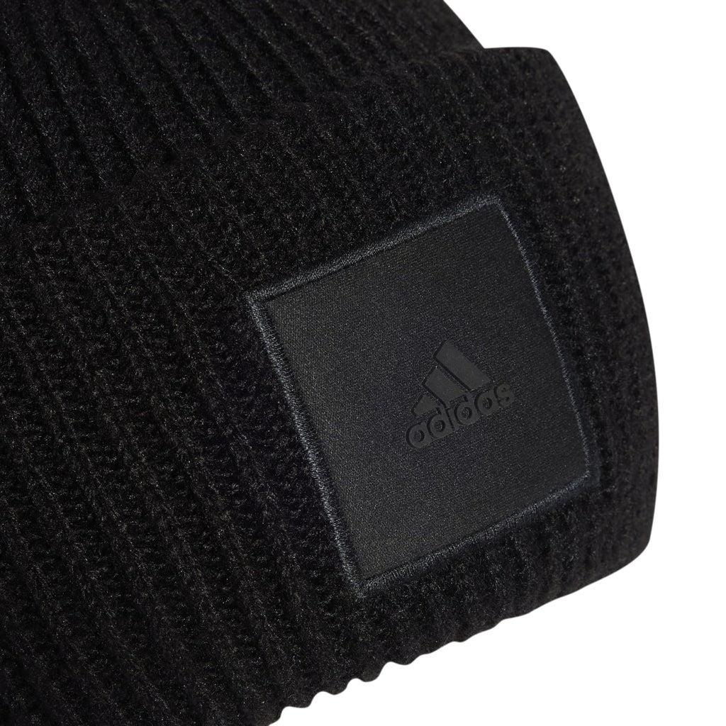 Berretto nero in materiale riciclato adidas