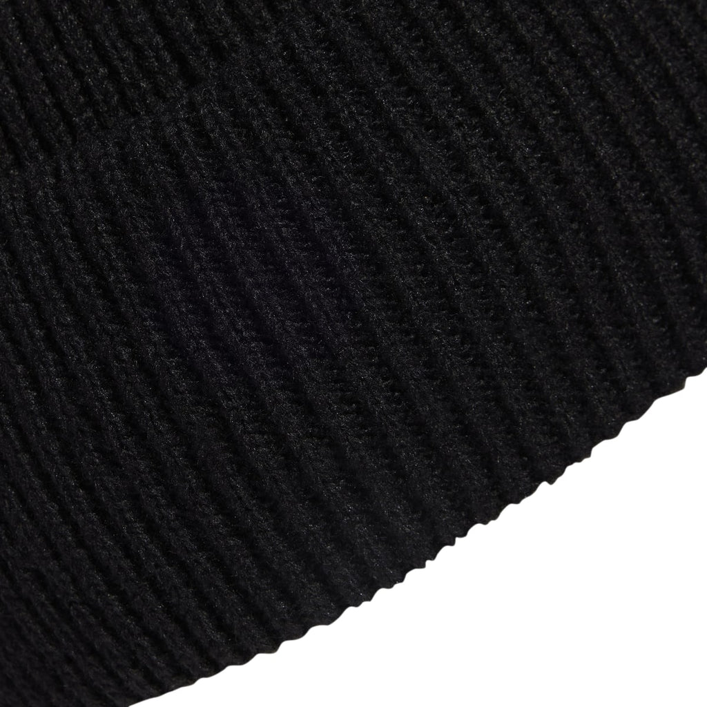 Berretto nero in materiale riciclato adidas