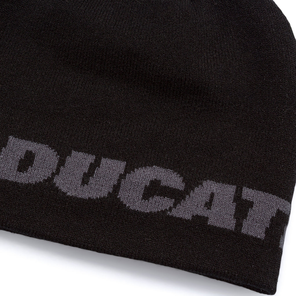 Berretto da uomo reversibile nero in maglia con logo a contrasto Ducati Corse
