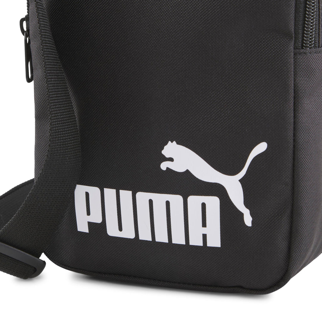 Borsello sportivo nero con tasche e tracolla con logo Puma Phase