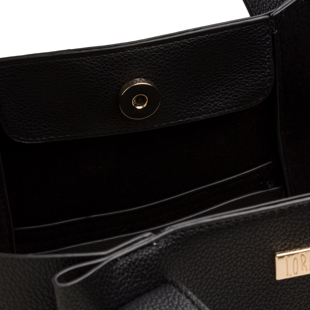 Borsa a spalla nera da donna con logo frontale Lora Ferres