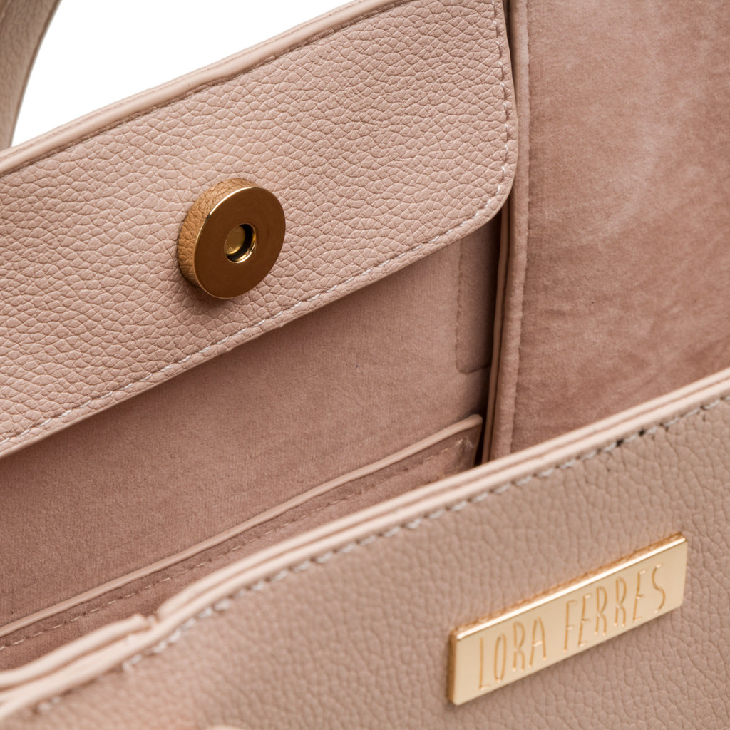 Borsa a spalla rosa da donna con logo frontale Lora Ferres