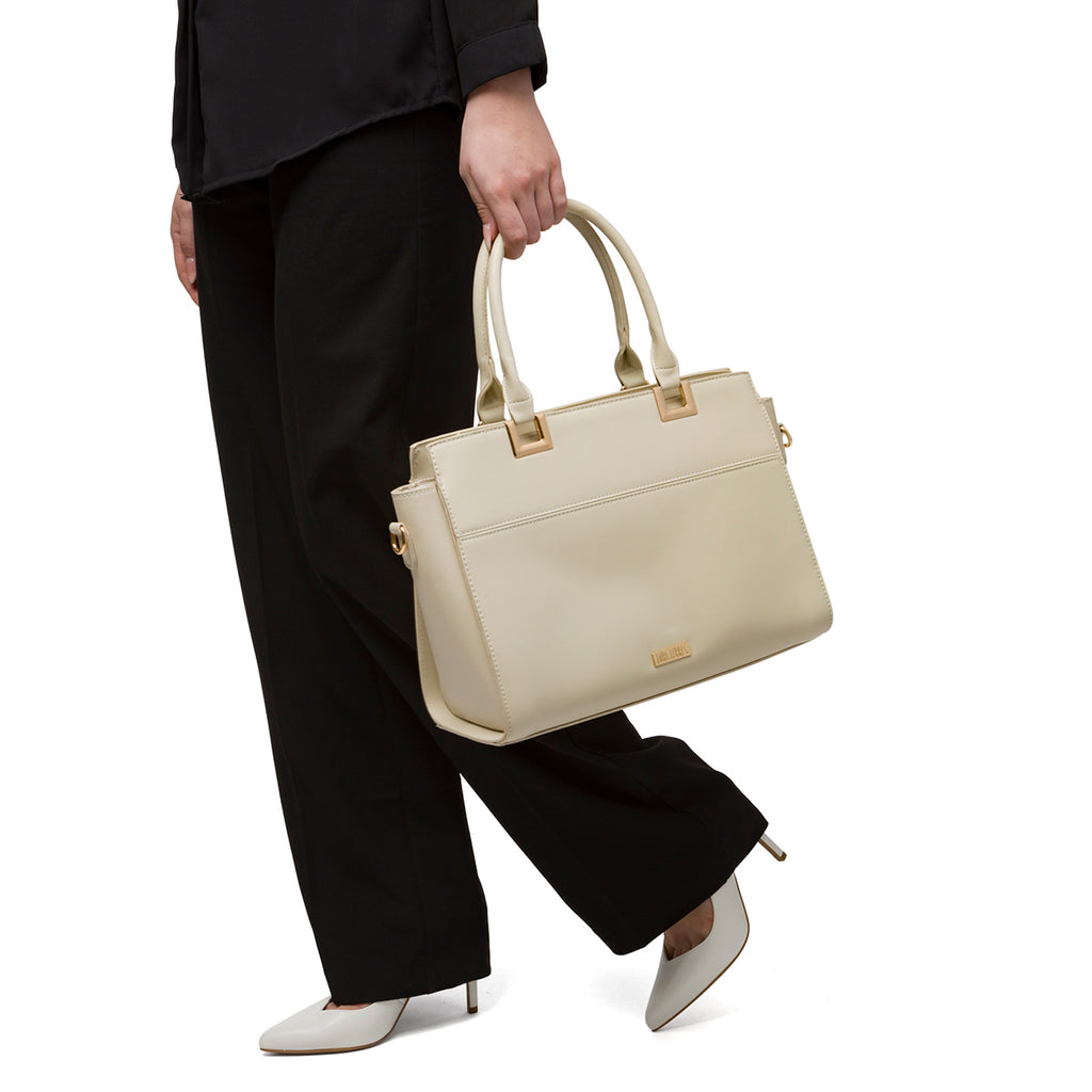 Borsa a spalla bianca off-white da donna Lora Ferres