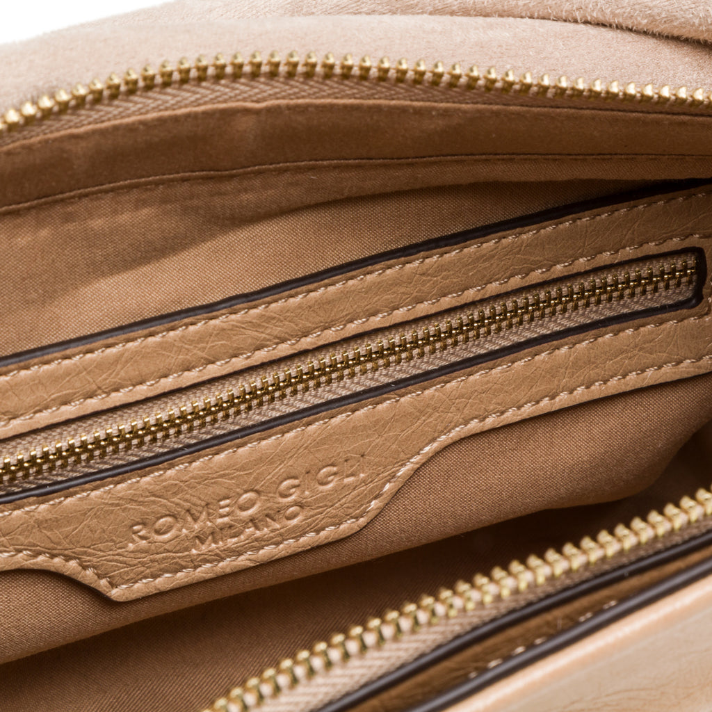 Borsa a spalla beige a donna con logo Romeo Gigli Milano