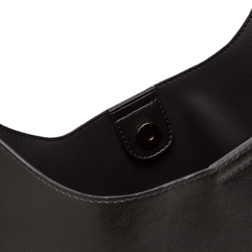 Borsa a spalla nera da Donna con chiusura bottone Lora Ferres