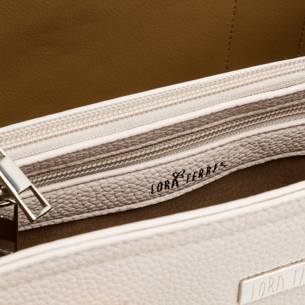 Borsa a mano bianco off-white da Donna con logo in metallo Lora Ferres