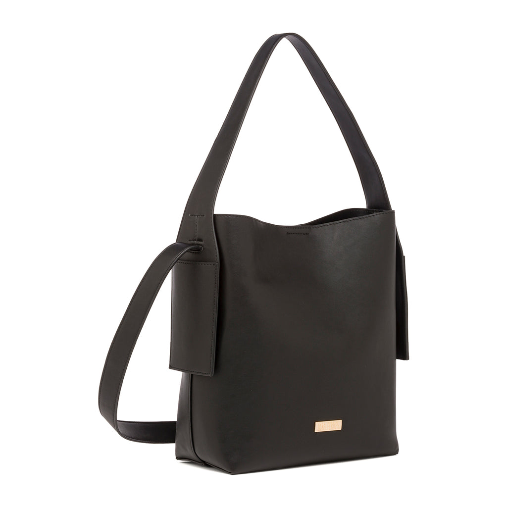 Borsa a secchiello nera da Donna Lora Ferres