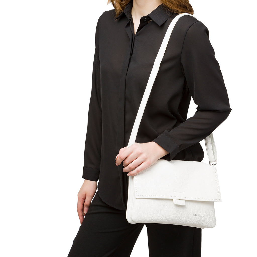 Borsa a tracolla bianca da donna con cuciture a vista Lora Ferres