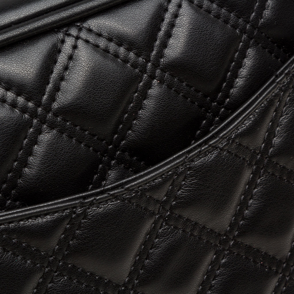 Borsa a tracolla nera da donna effetto trapuntato Lora Ferres