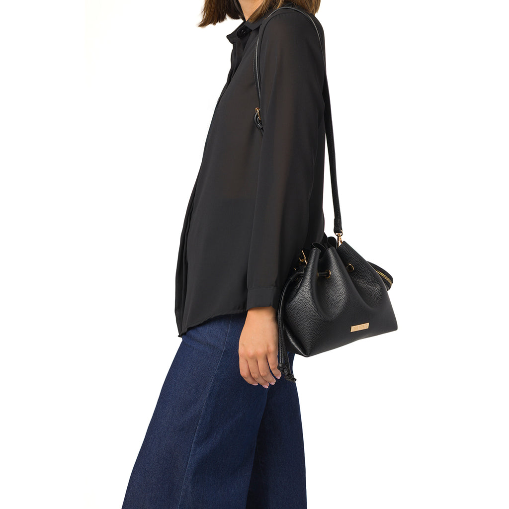 Borsa Secchiello da Donna Nera con Tracolla Regolabile Lora Ferres