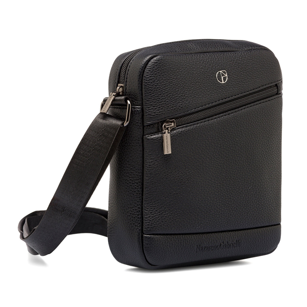 Borsello Nazareno Gabrielli da uomo nero con zip diagonale e tracolla