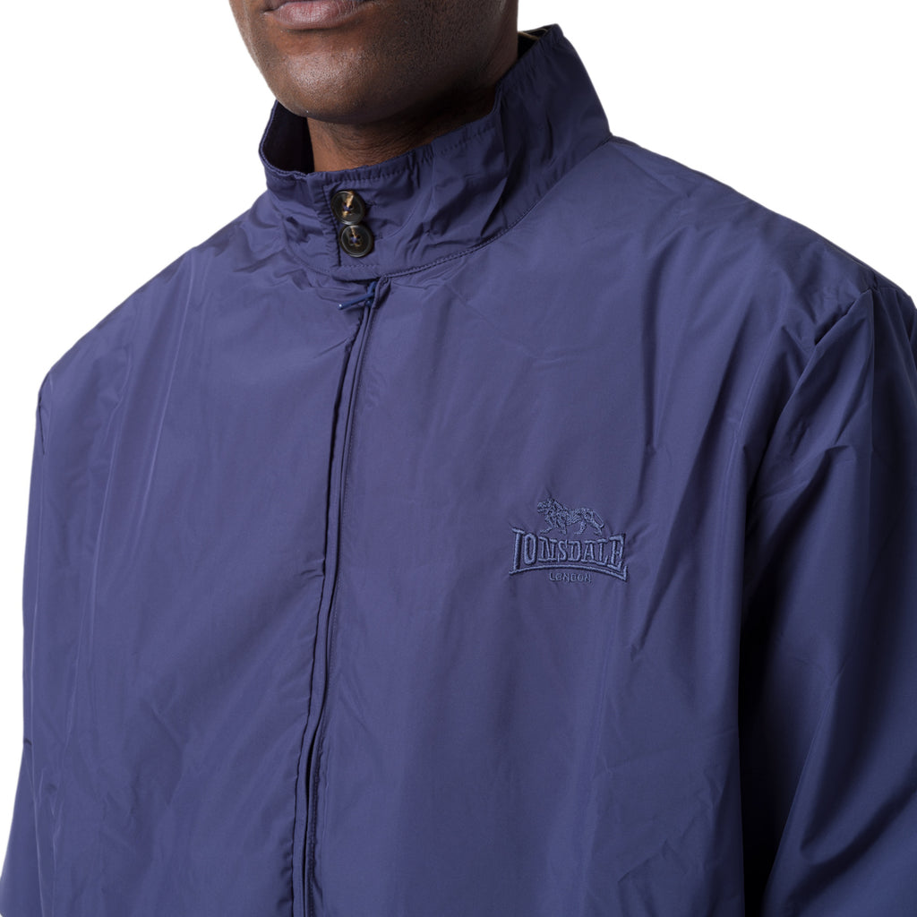Giacca da Uomo Blu con Zip e Colletto Alto con logo ricamato Lonsdale