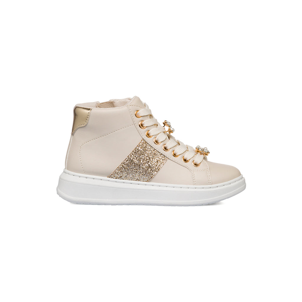 Sneakers alte da ragazza beige con dettagli glitter e fiori in metallo Dieci Baci
