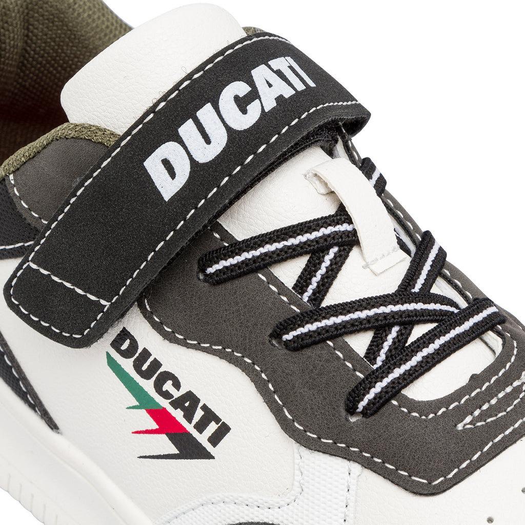 Sneakers da ragazzo bianche e grigie  con logo Ducati