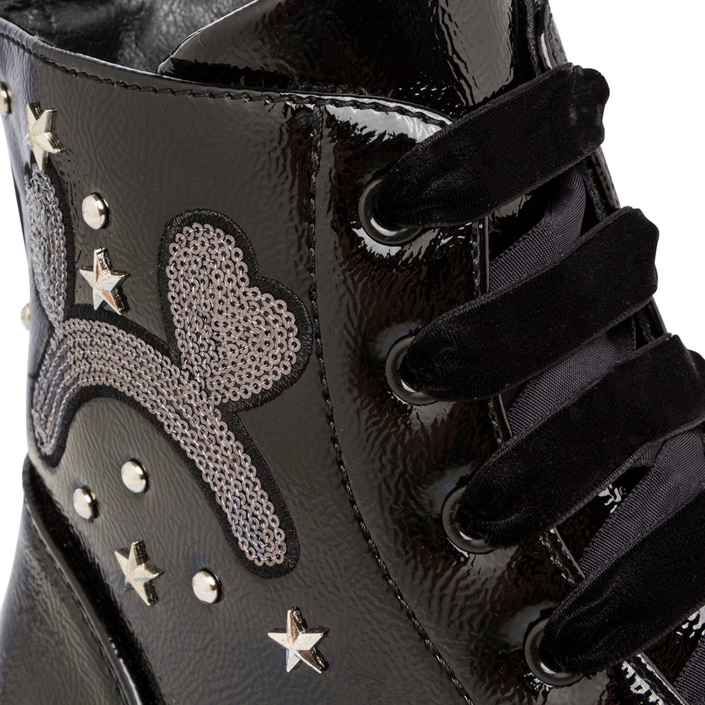 Anfibi neri da ragazza Le Scarpe di Alice effetto vernice