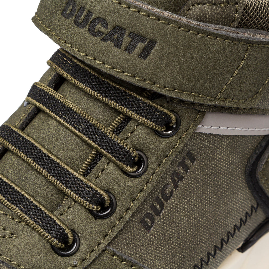 Sneakers khaki da ragazzo con logo Ducati