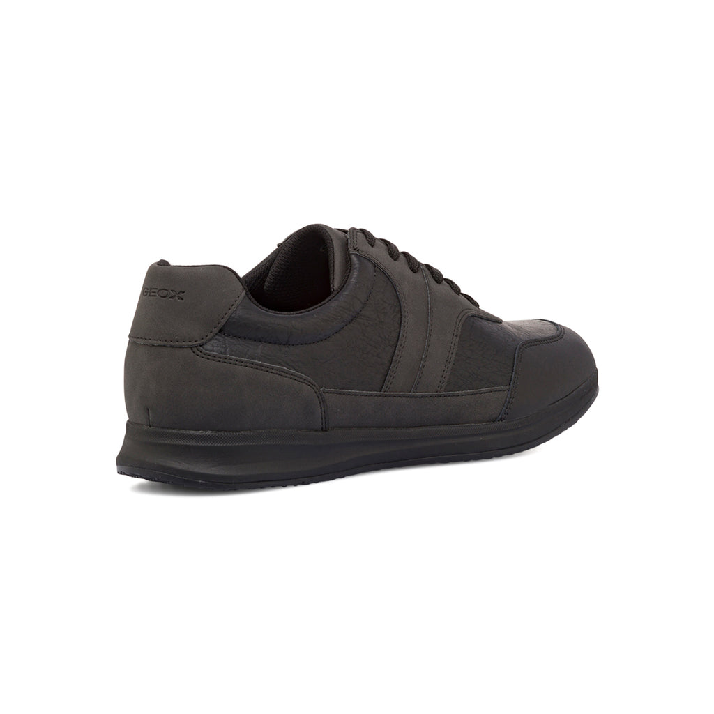 Sneakers eleganti da uomo nere in pelle Geox