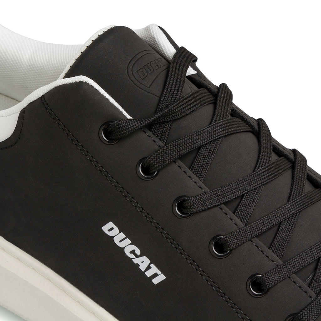 Sneakers da uomo nere con logo Ducati