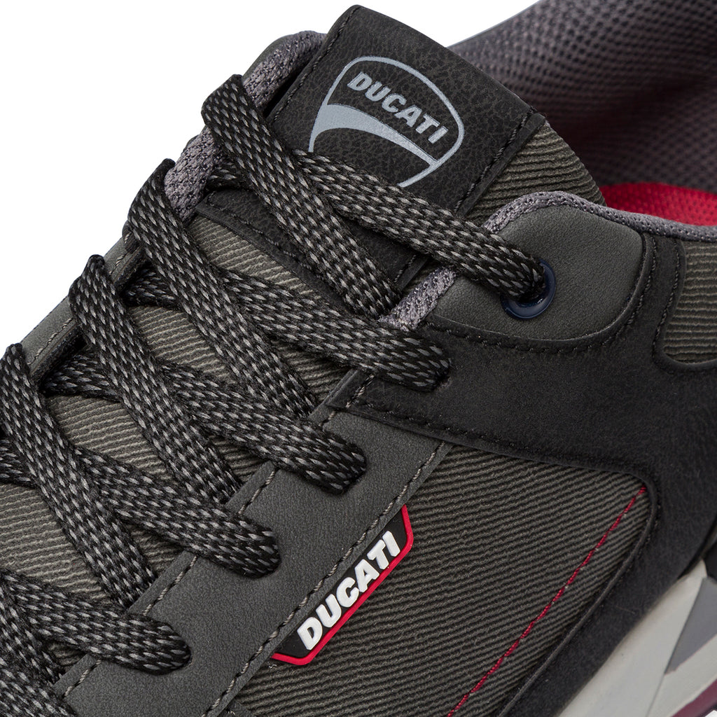 Sneakers casual grigie da uomo con logo Ducati