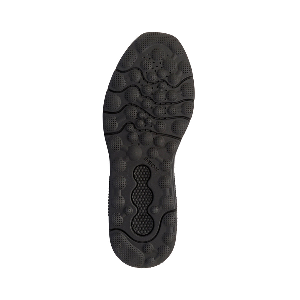 Sneakers nere da uomo con suola e tessuto traspirante Geox