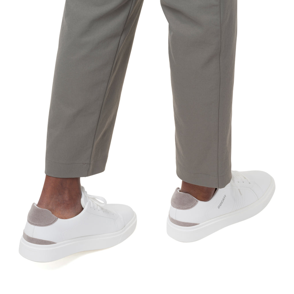 Sneakers bianche con dettagli grigi da Uomo Ducati
