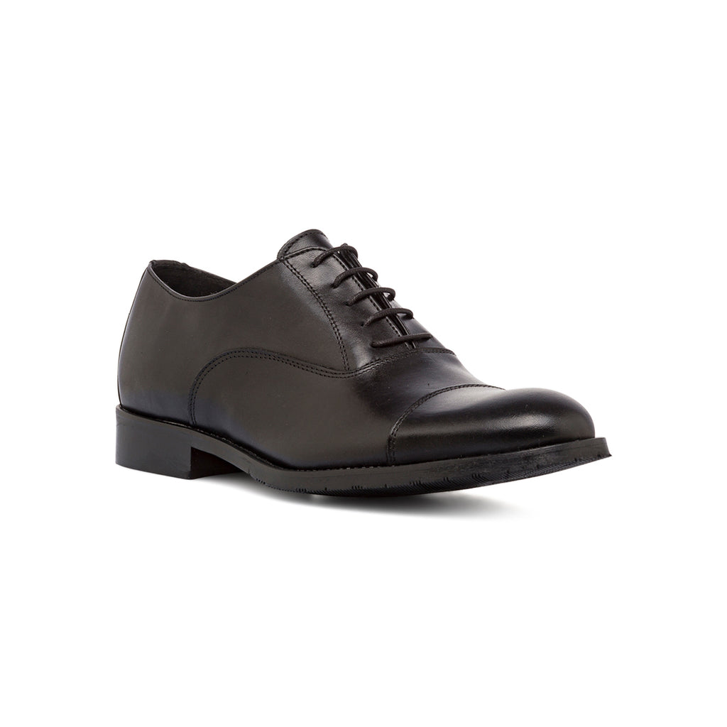 Stringate oxford eleganti da uomo nere in pelle Primopiano