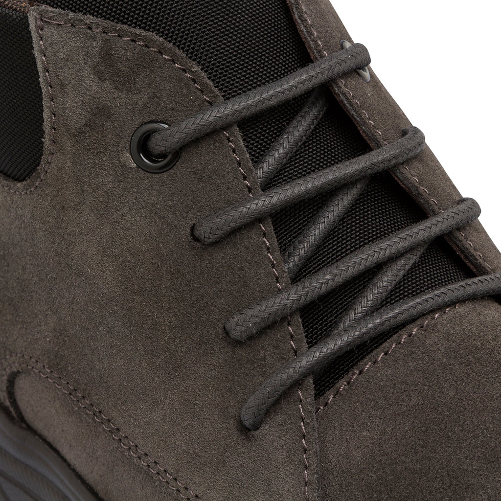 Scarponcini traspiranti grigi da uomo in pelle effetto scamosciato Geox