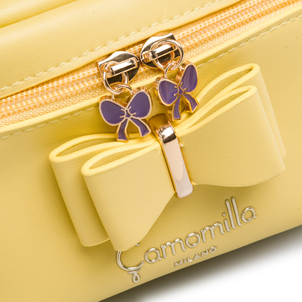Beauty bag gialla da donna con fiocco frontale e manico Camomilla Milano