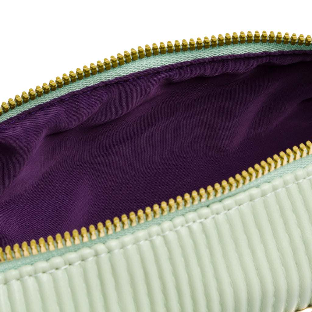 Astuccio effetto plisse verde menta da donna  Camomilla Milano