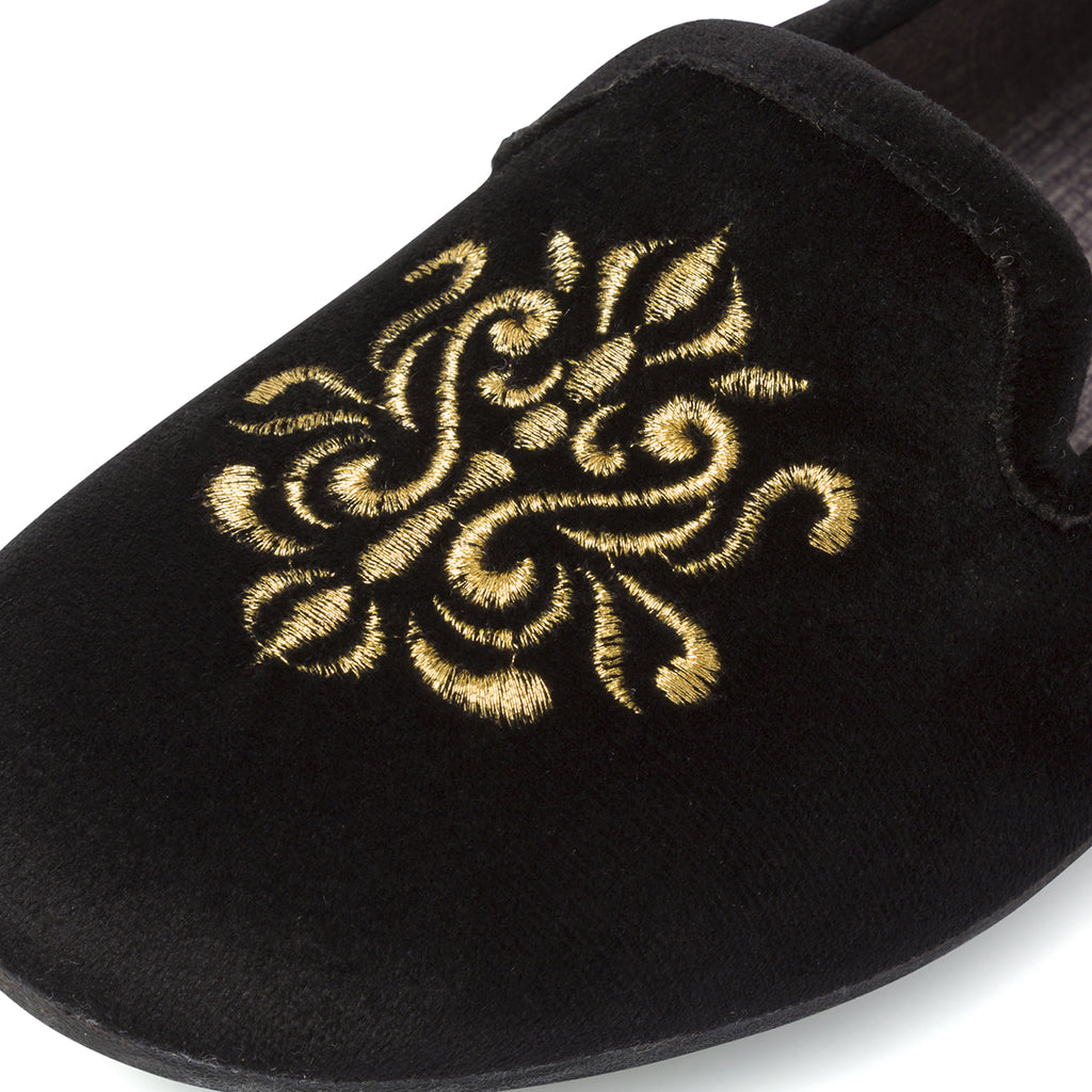 Pantofole da donna nere Superga con ricamo dorato effetto velluto