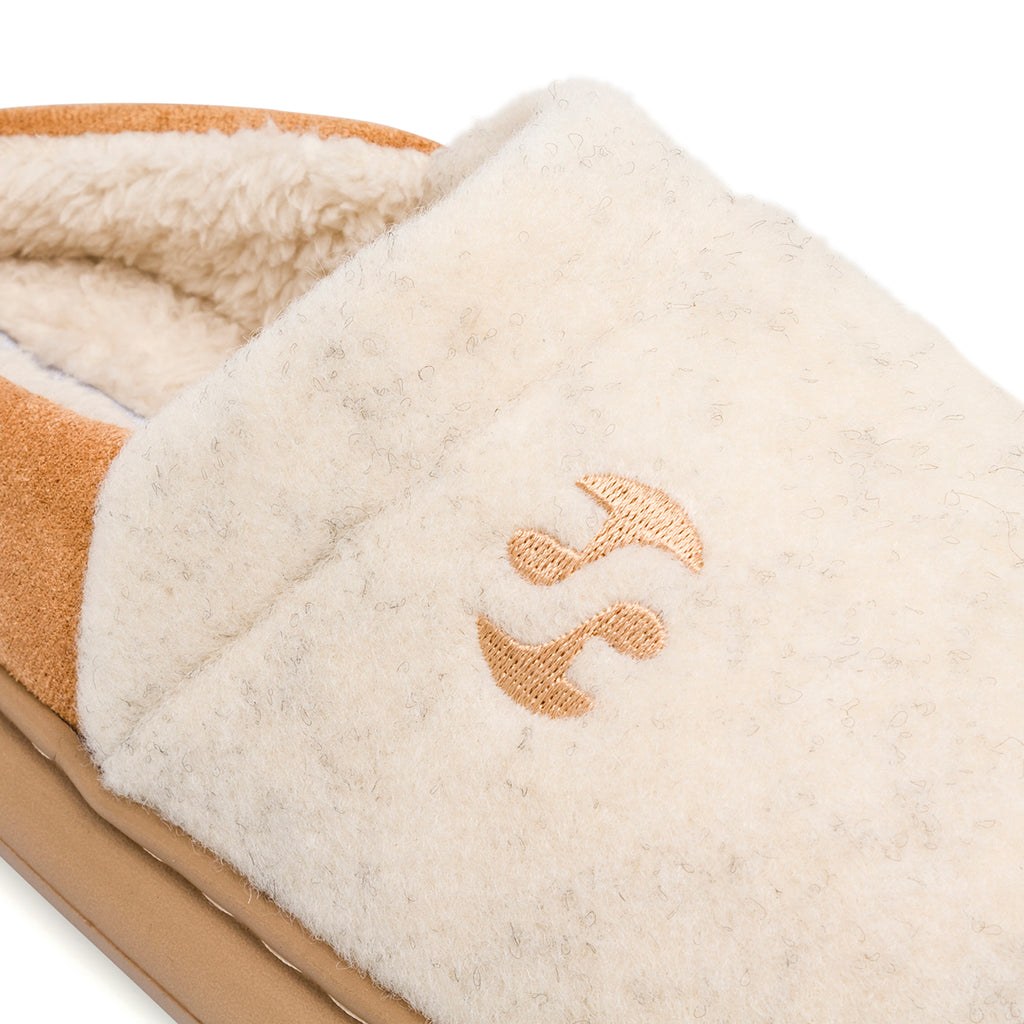 Pantofole da donna Superga beige e bianche in feltro con interno caldo