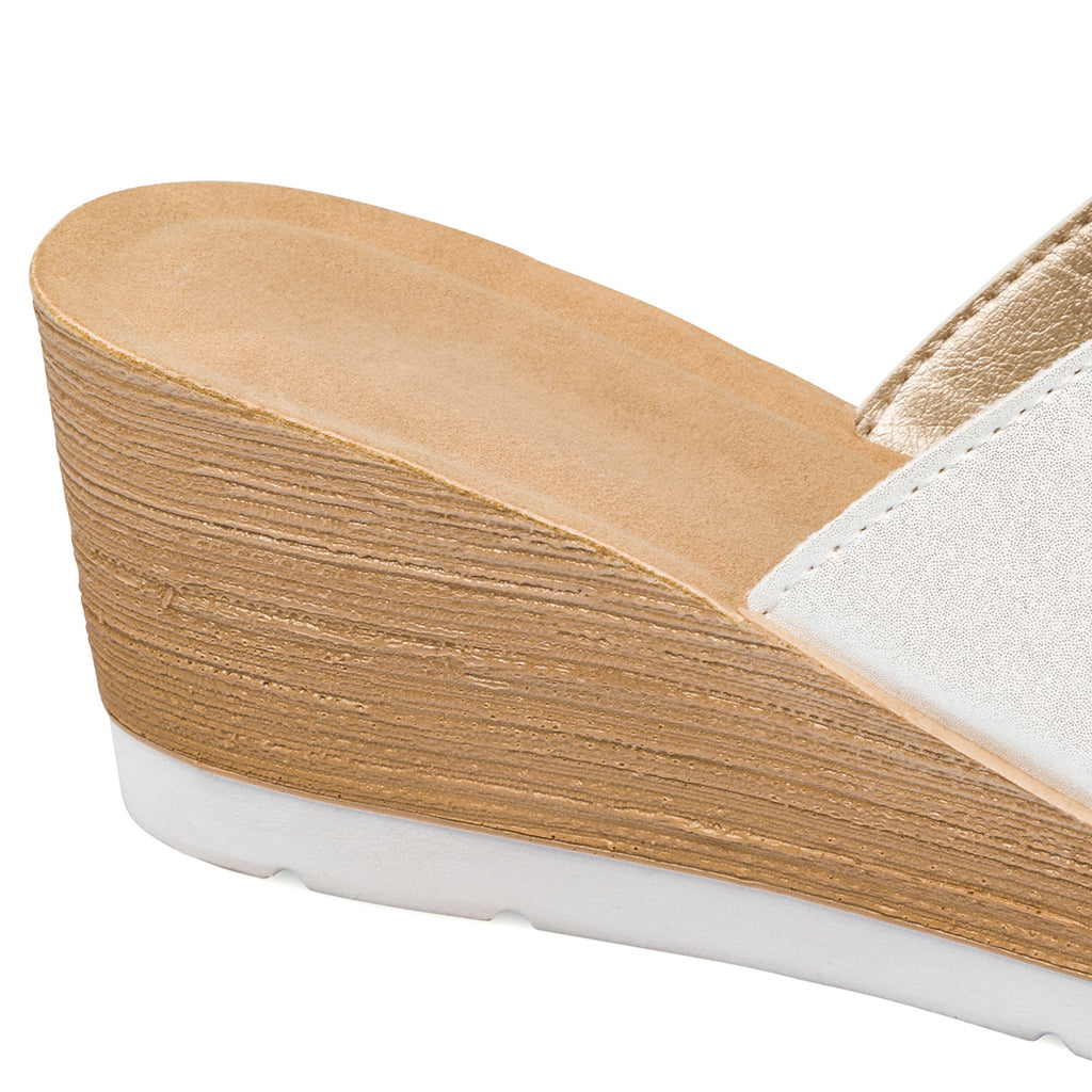 Ciabatte da donna bianche con morsetto e glitter Inblu