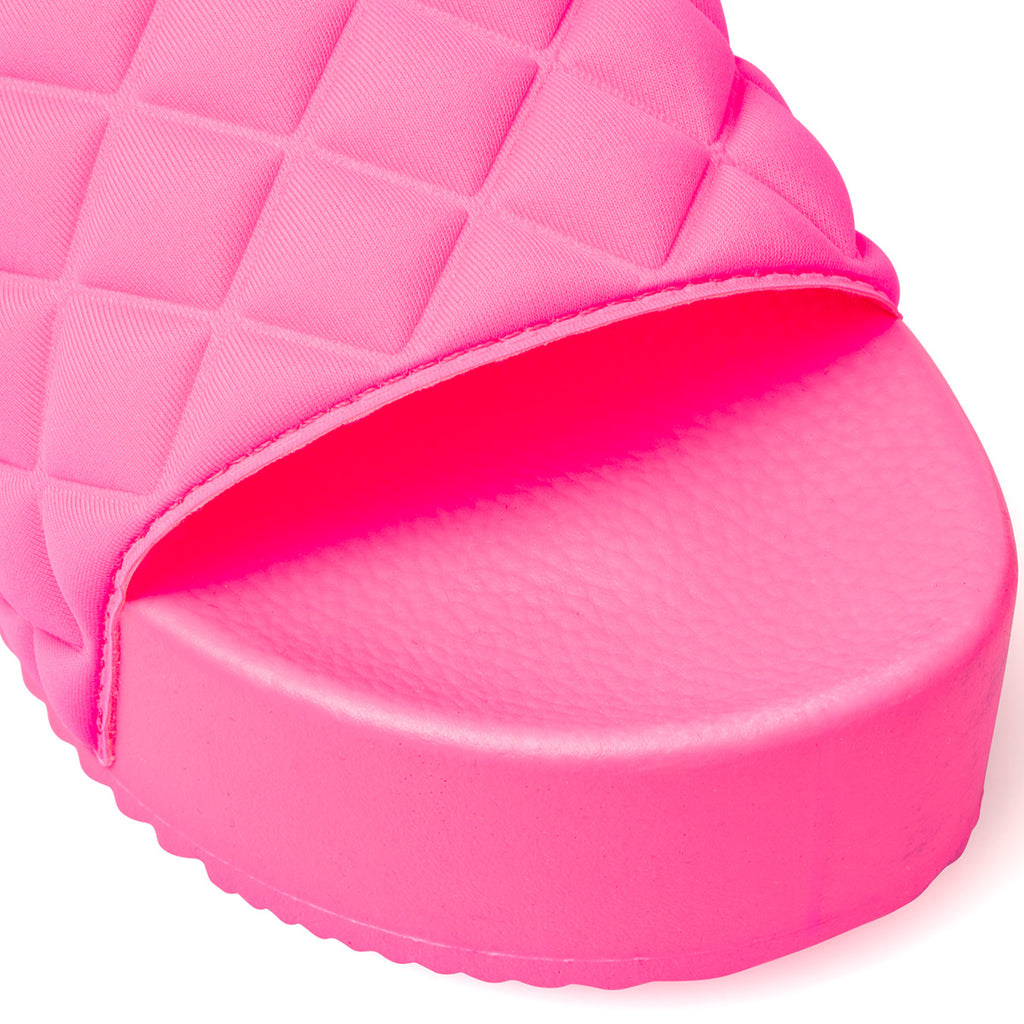 Ciabatte da donna fucsia con fascia singola effetto trapuntato e platform Lora Ferres