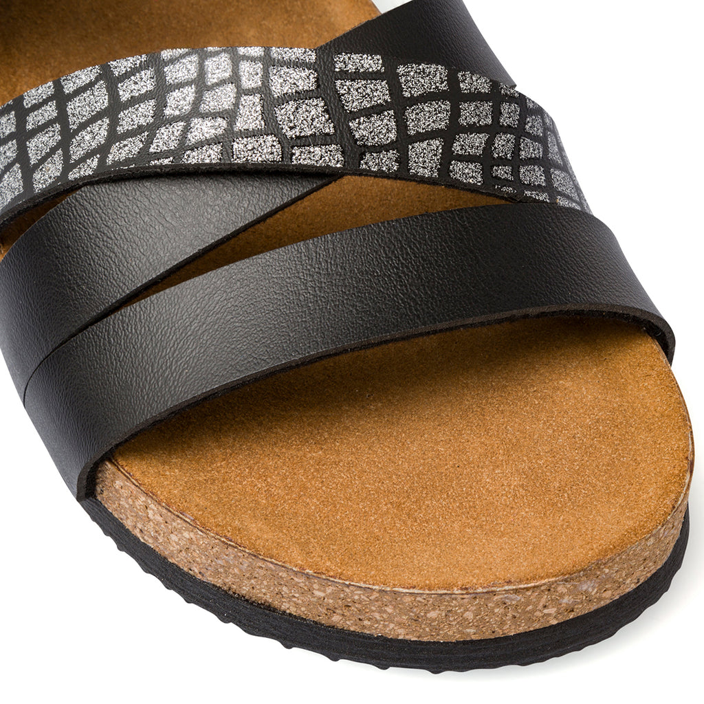 Ciabatte da donna nere con dettaglio gioiello glitter Stilrosa