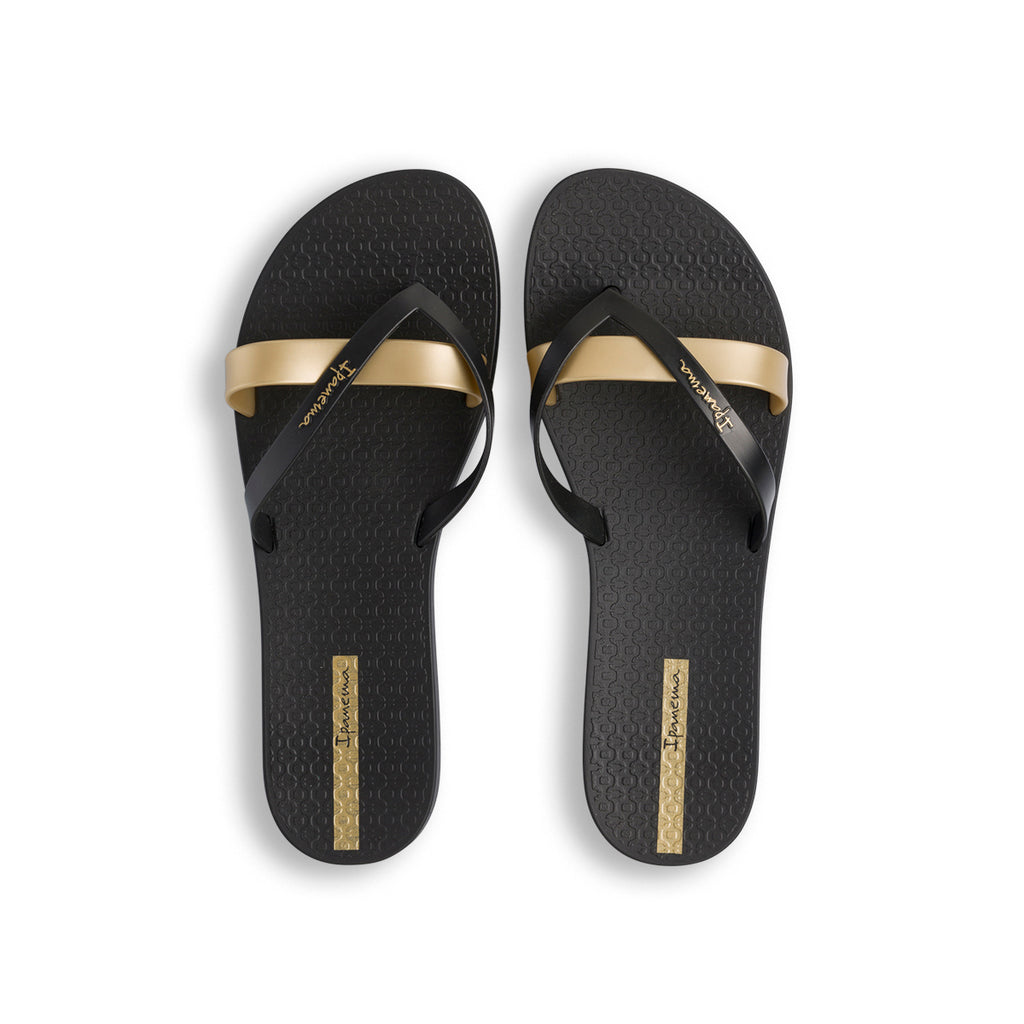 Ciabatte infradito da donna nere con dettaglio oro Ipanema Kirei
