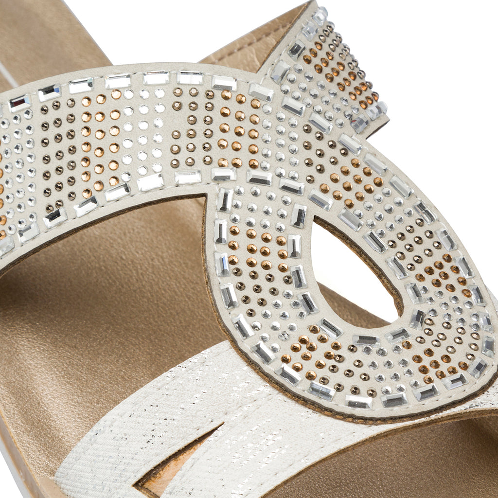 Ciabatte bianche da Donna con dettaglio gioiello strass Inblu