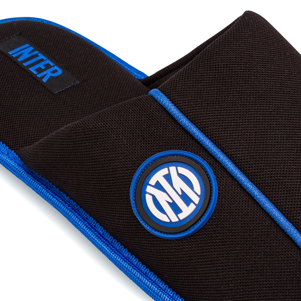 Pantofole da uomo Inter nere con logo e dettagli blu