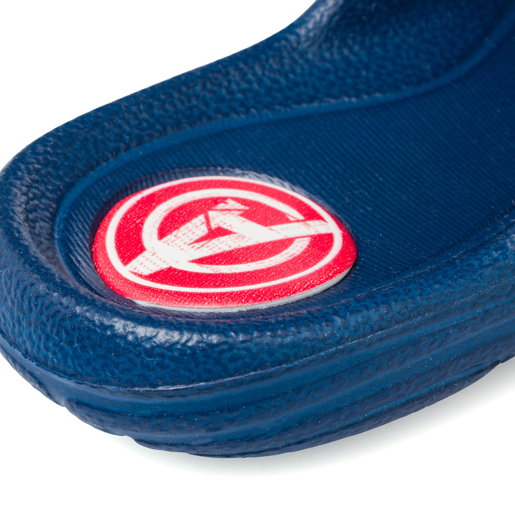 Ciabatte da bambino blu fascia singola e stampa Avengers
