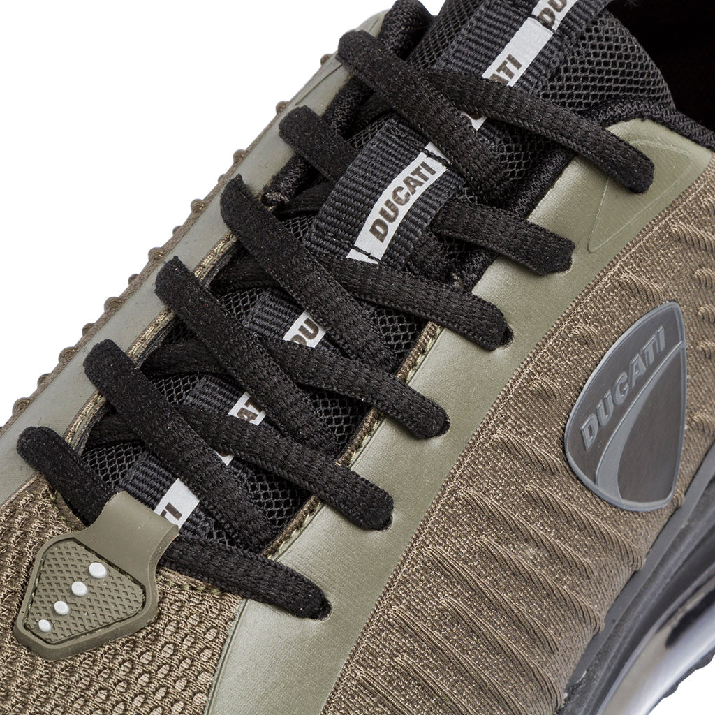 Sneakers da uomo verde militare e nere con suola ad aria Ducati Legacy Air 4