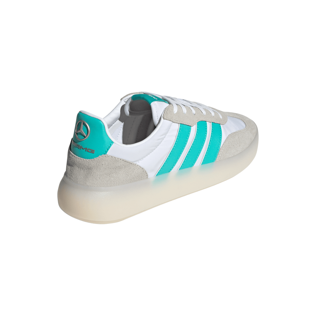 Scarpe Bianche con dettagli turchesi adidas x Mercedes-AMG Petronas F1 Team Barreda Decode