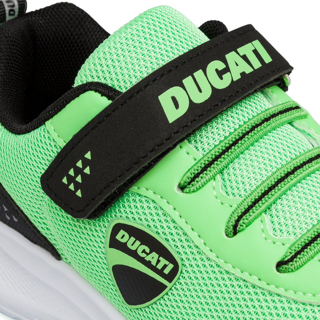 Sneakers verdi da bambino con chiusura a strappo e logo Ducati