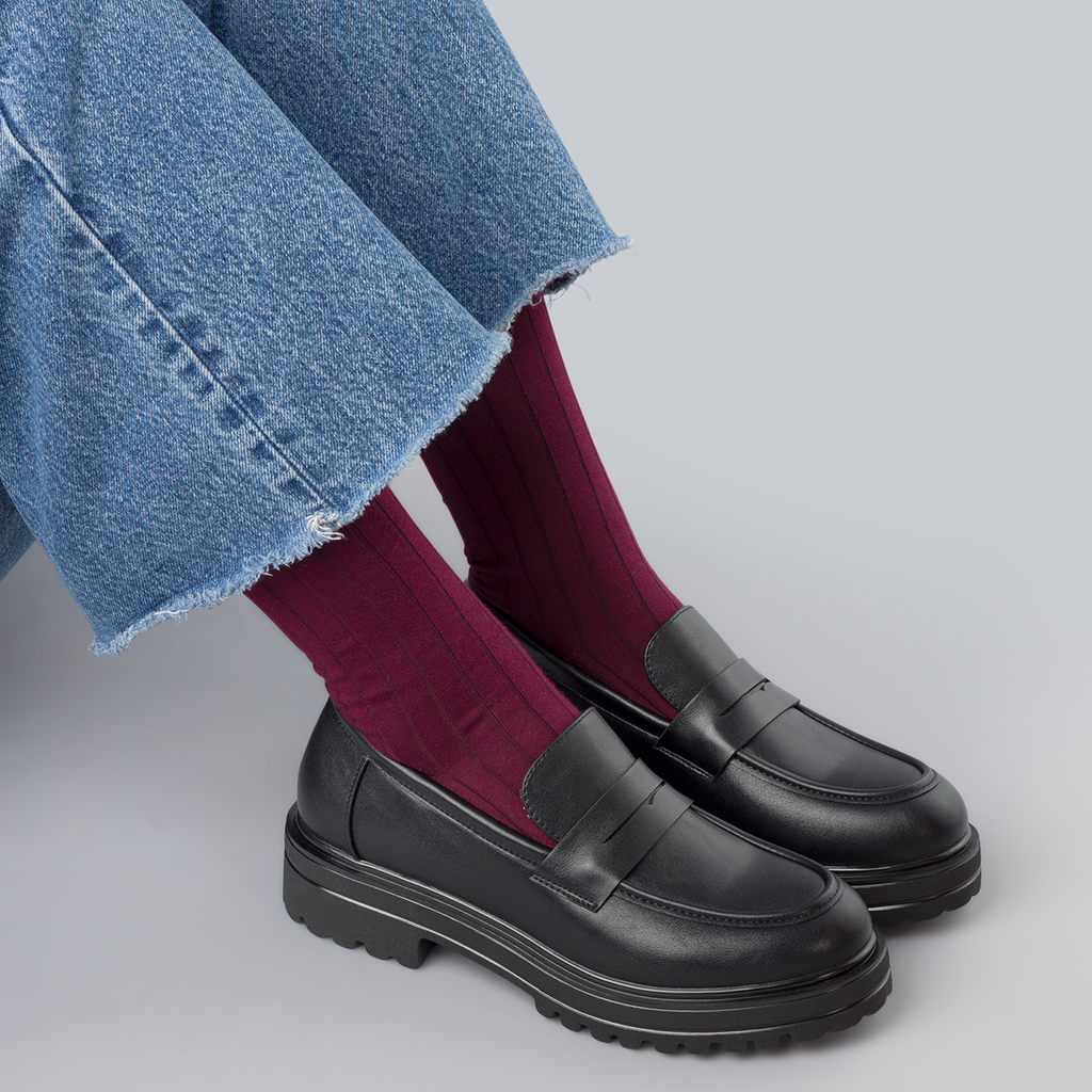 Mocassini penny loafer neri da Donna Lora Ferres