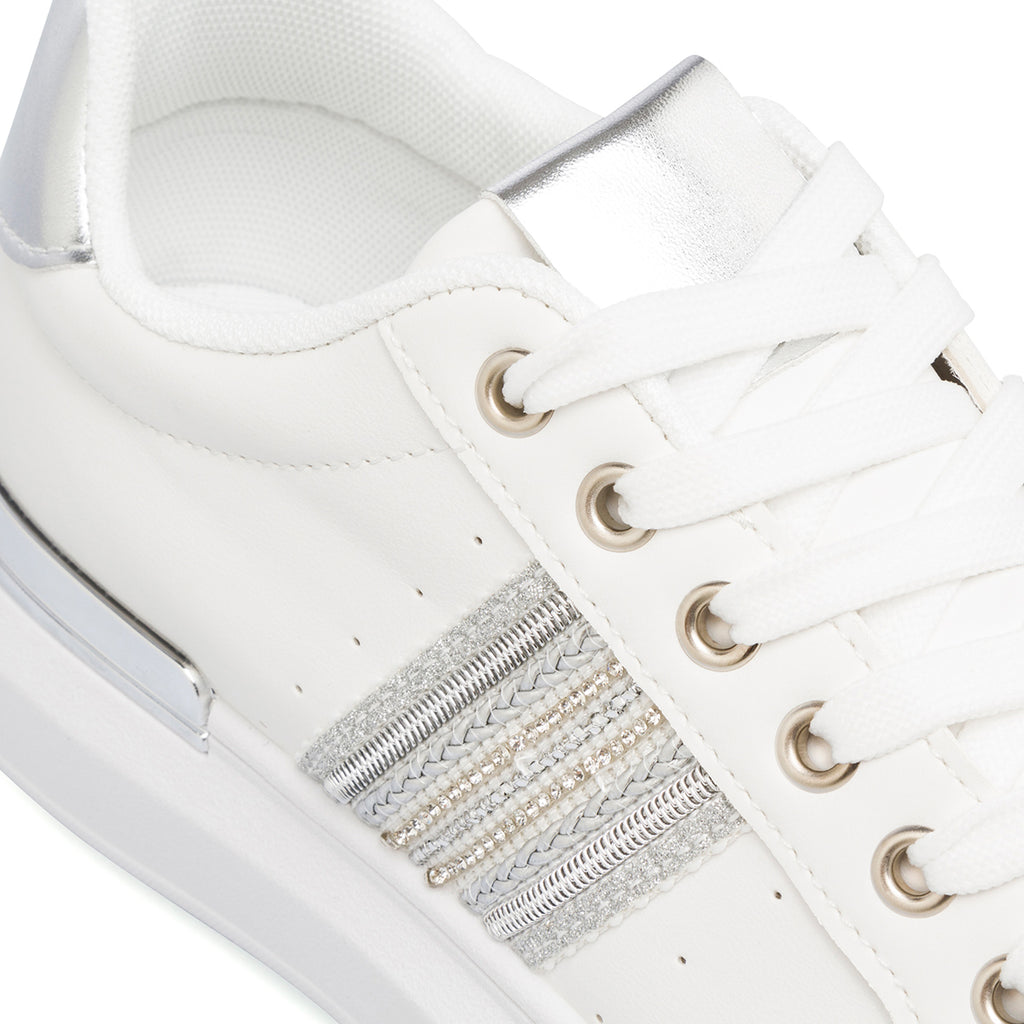 Sneakers bianche da donna con dettagli argento e strass Lora Ferres