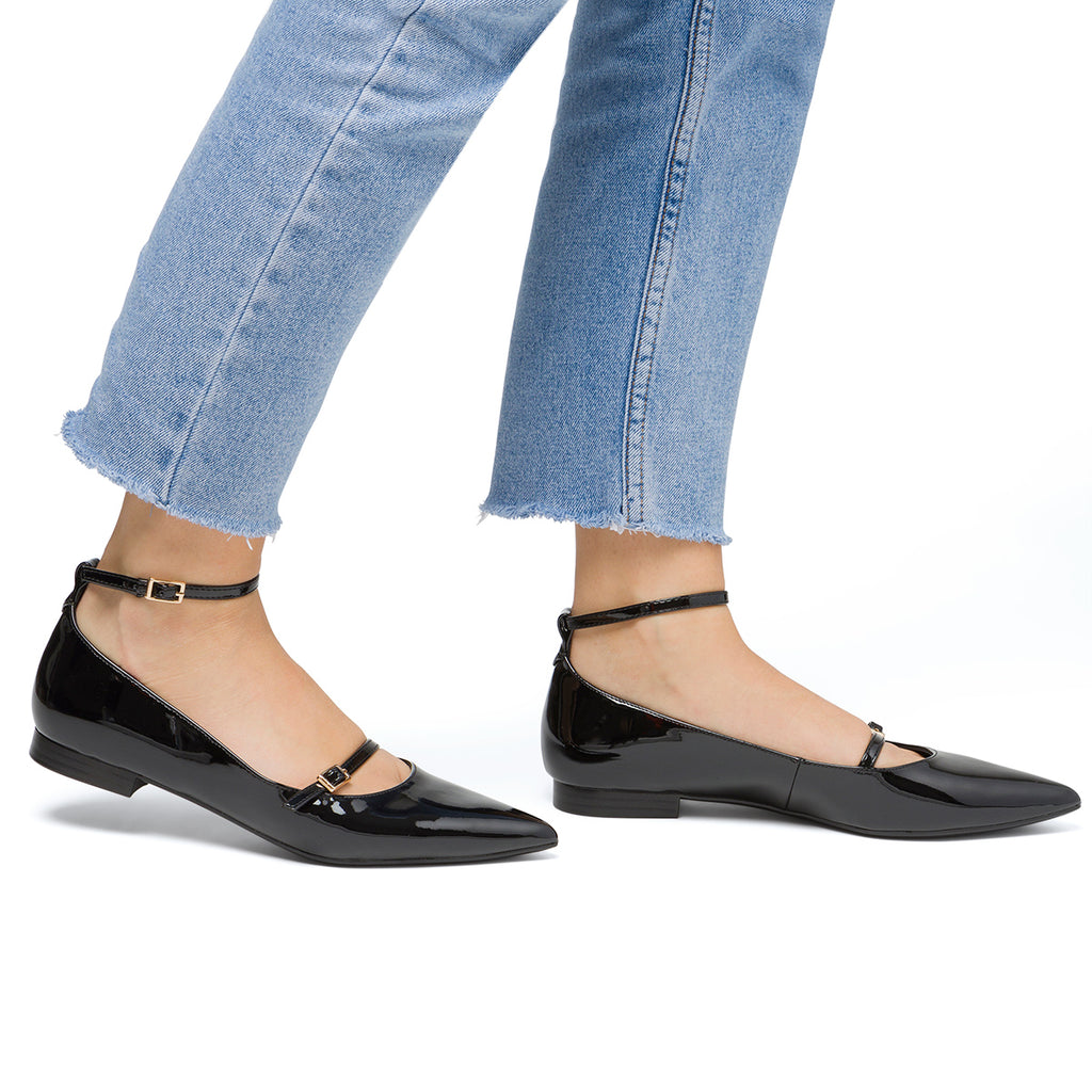 Ballerine da donna nere effetto vernice Lora Ferres con fibbia