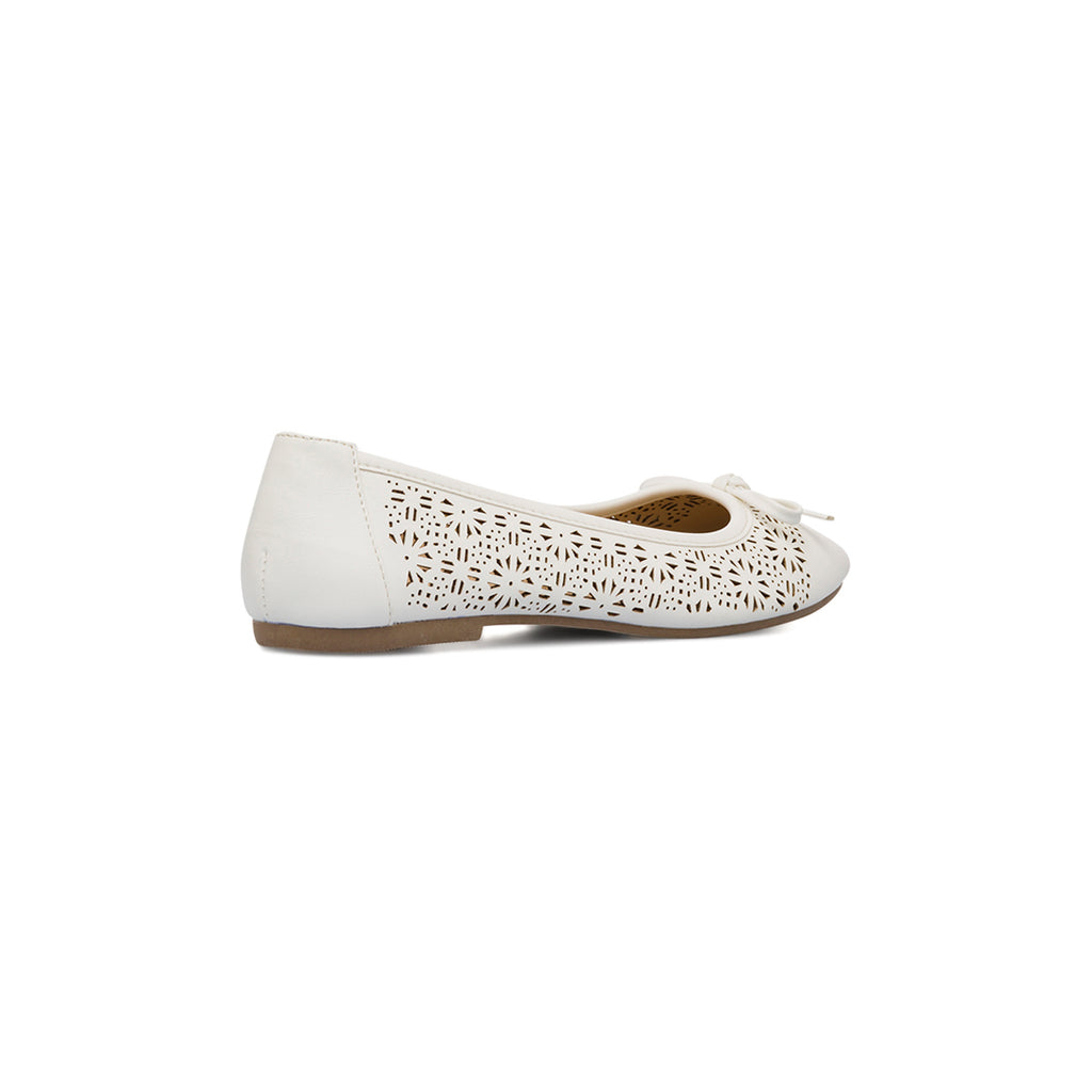 Ballerine bianche da Donna con lavorazione traforata Lora Ferres