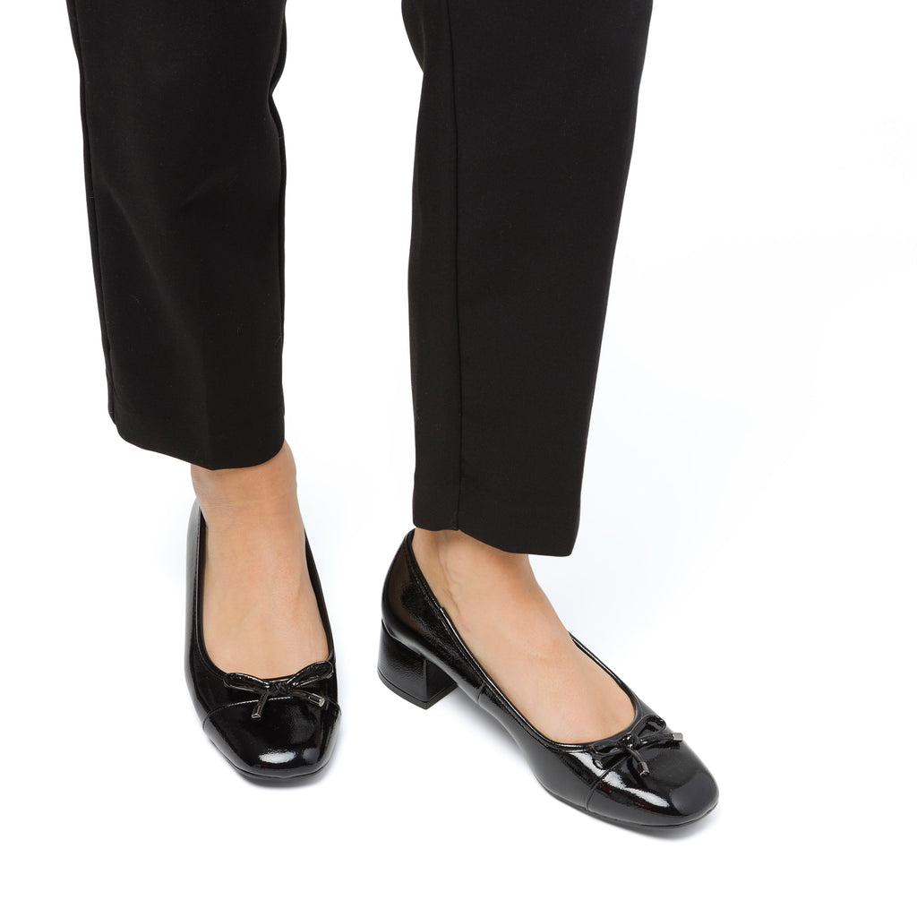 Décolleté da donna nere effetto vernice con tacco 4 cm Swish Jeans