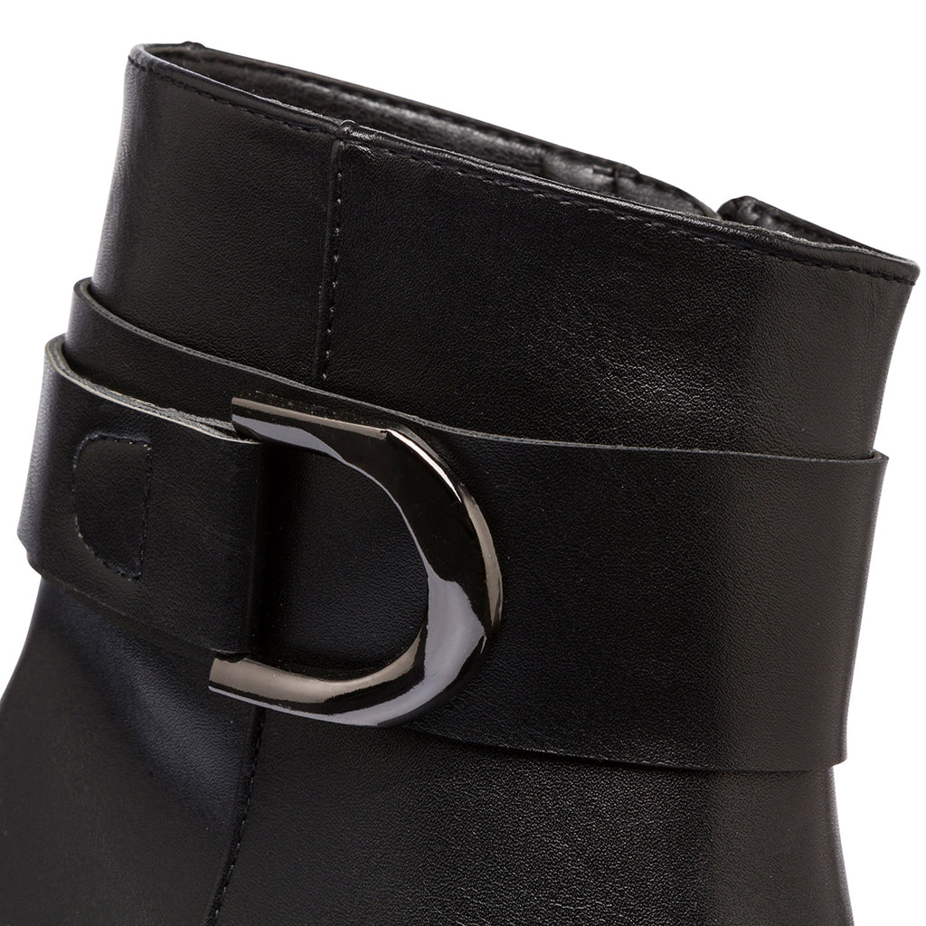Stivaletti neri da donna con cinturino P Soft