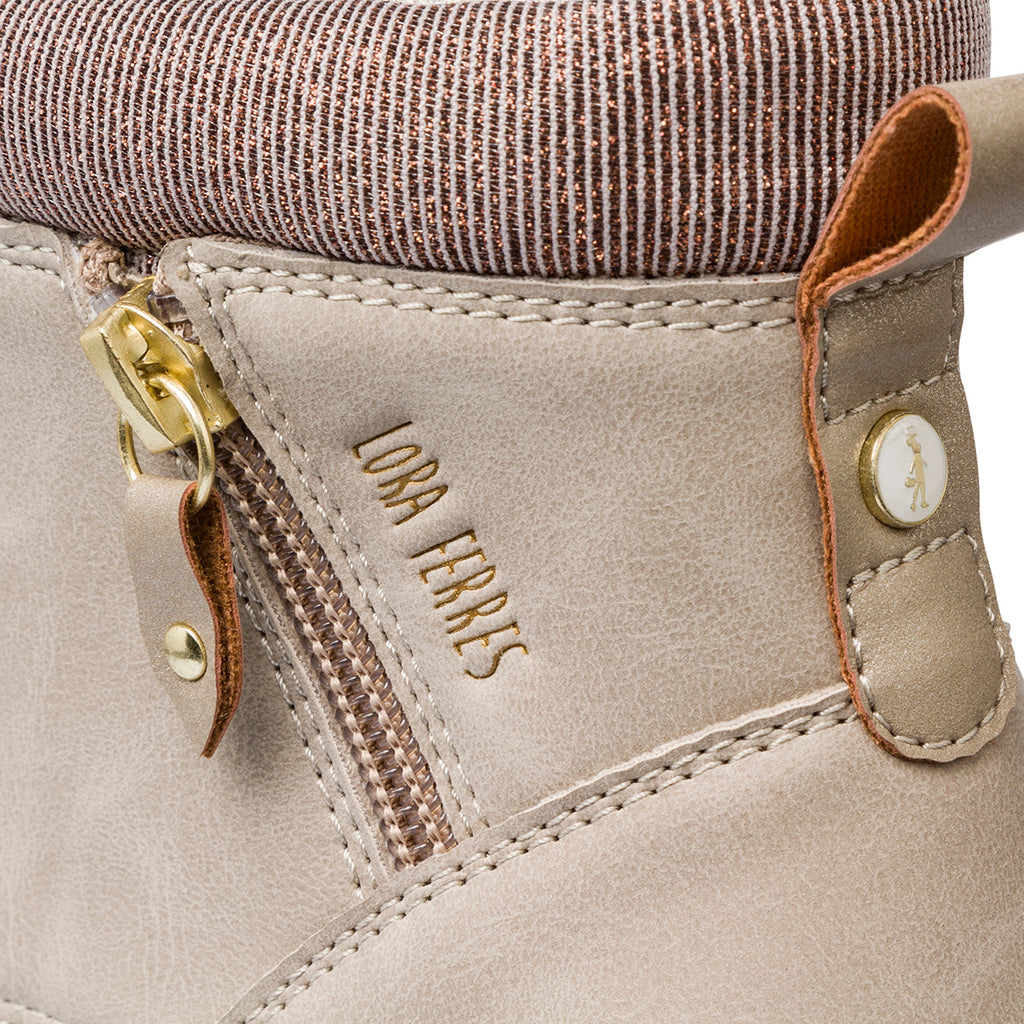 Anfibi beige da Donna con zip laterale Lora Ferres