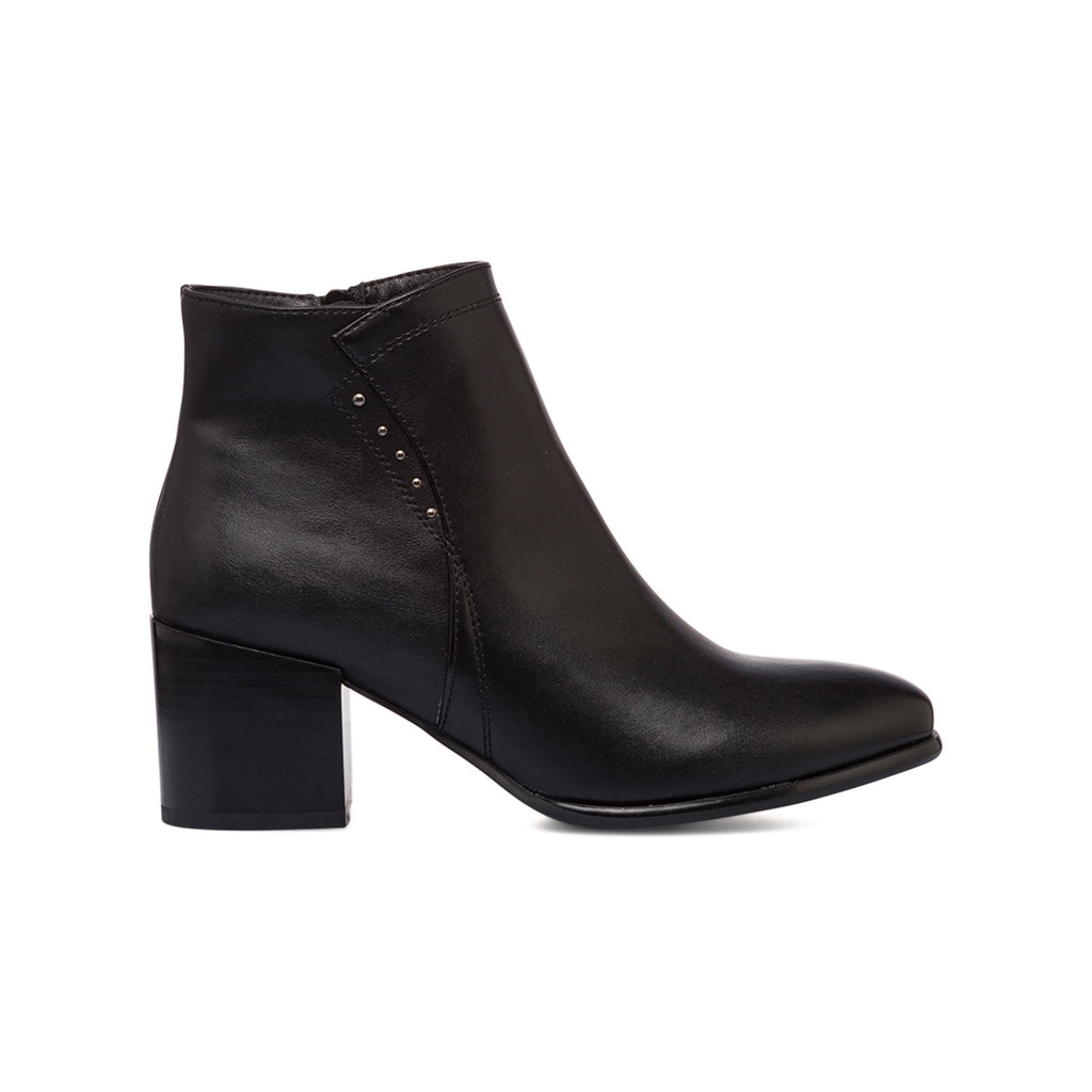 Stivaletti neri da donna con tacco 6 cm e borchie Lora Ferres