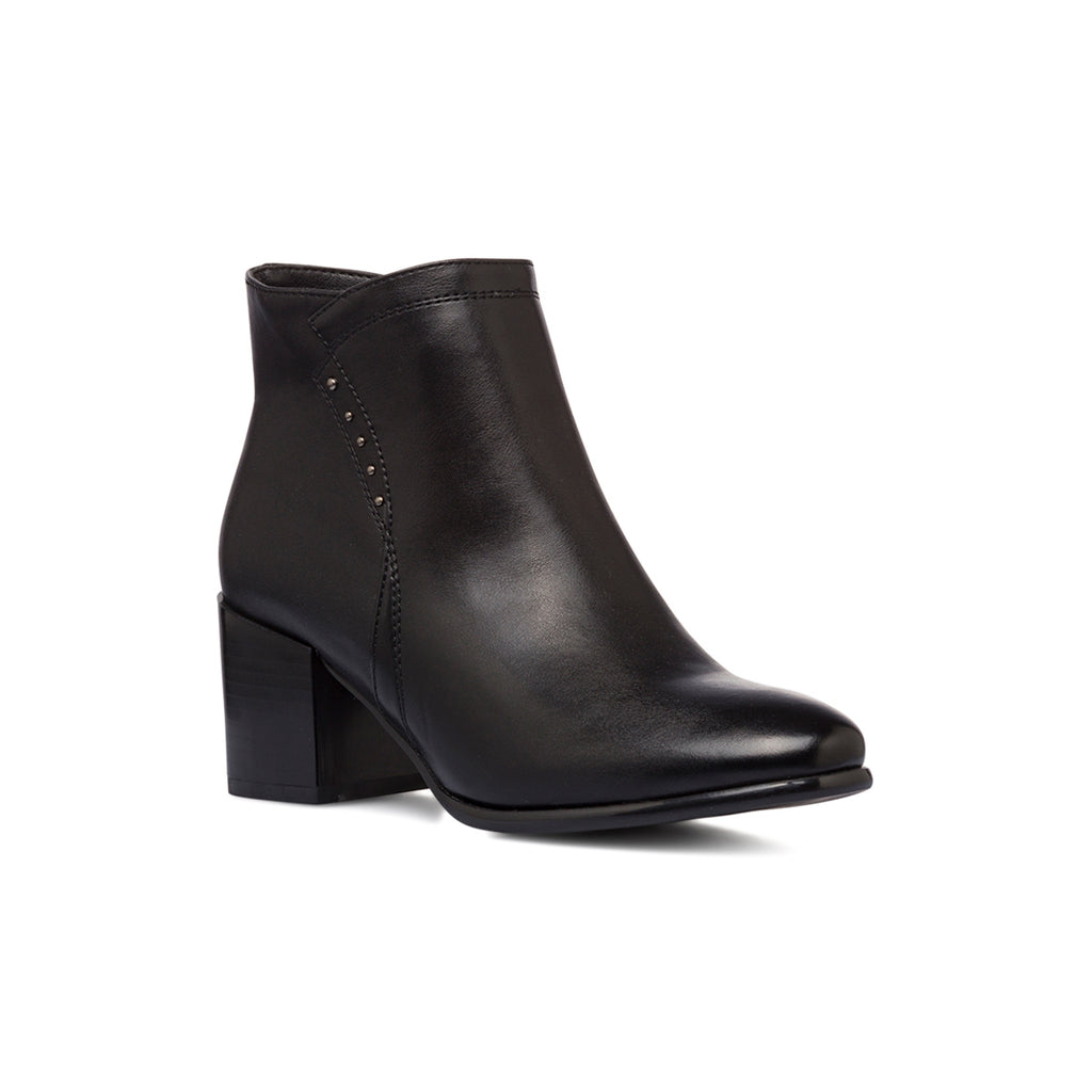 Stivaletti neri da donna con tacco 6 cm e borchie Lora Ferres